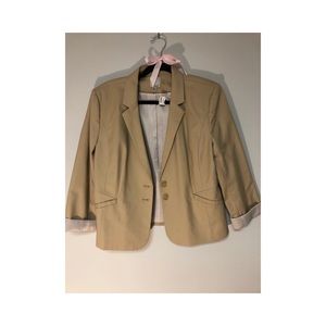 Women’s quarter sleeve blazer